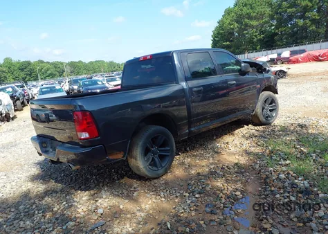 2015 Ram 1500 Express из США, поврежденный, VIN 1C6RR6KT2FS542695